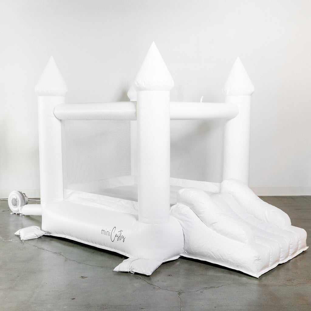 Mini Ava - White Bounce House with Cone Tops